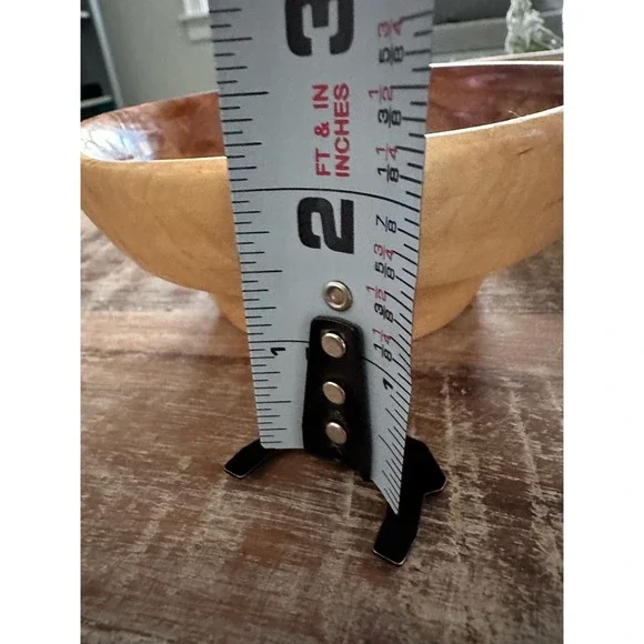 Hand turned beautiful bowl - Picture 4 of 4